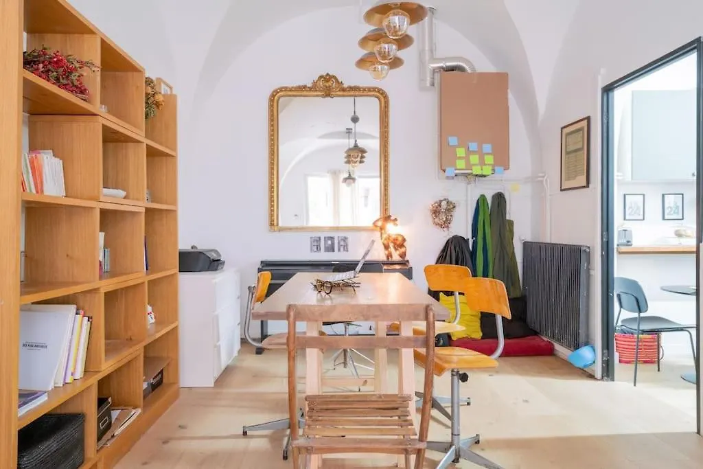 Апартаменты Grand Duplex Montmartre Париж