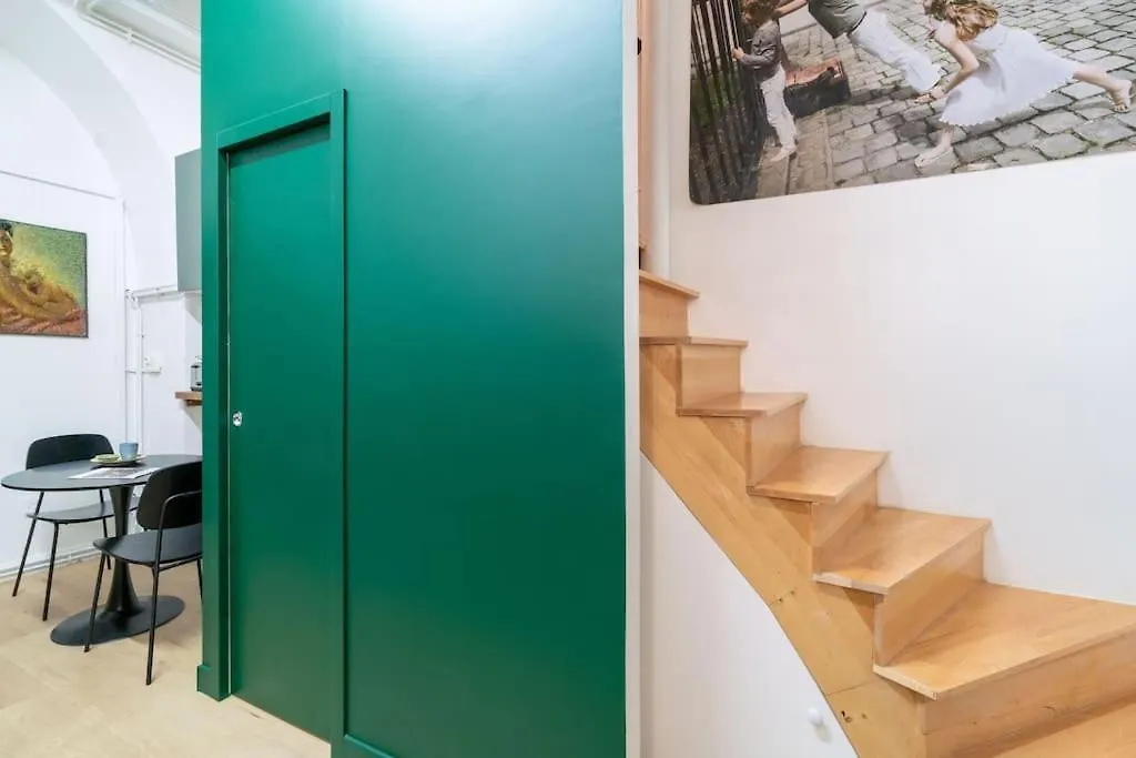 Grand Duplex Montmartre Apartment Paris